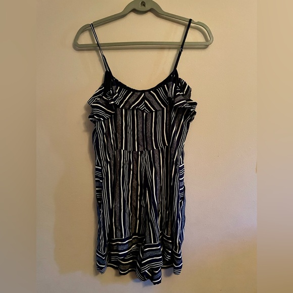 NWT Ann Taylor Loft navy blue jumpsuit size 4 - Picture 3 of 8